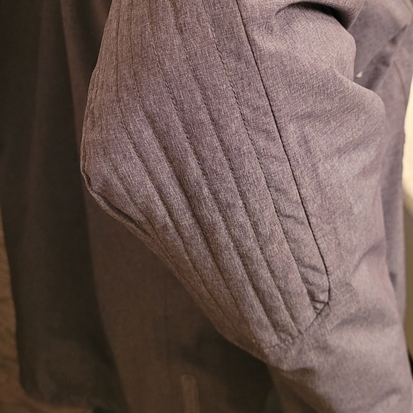 PEAK PERFORMANCE JACKET (M) - Picture 9 of 12